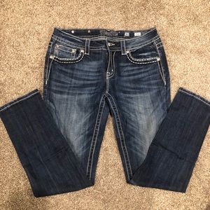 Miss Me Size 31 Like New Signature Skinny Jeans